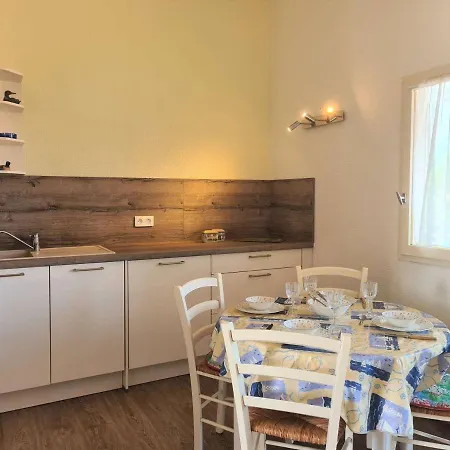 Spacieux Studio-cabine Avec Mezzanine, Terrasse Et Piscine Commune - Cap D'agde - Fr-1-249-395 *
